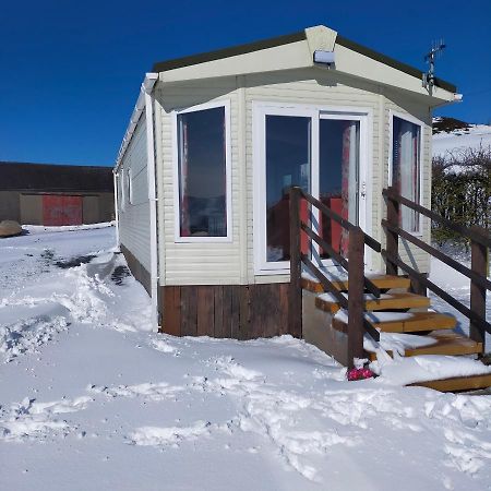 Slieve Croob Cosy CaravanFinnis エクステリア 写真